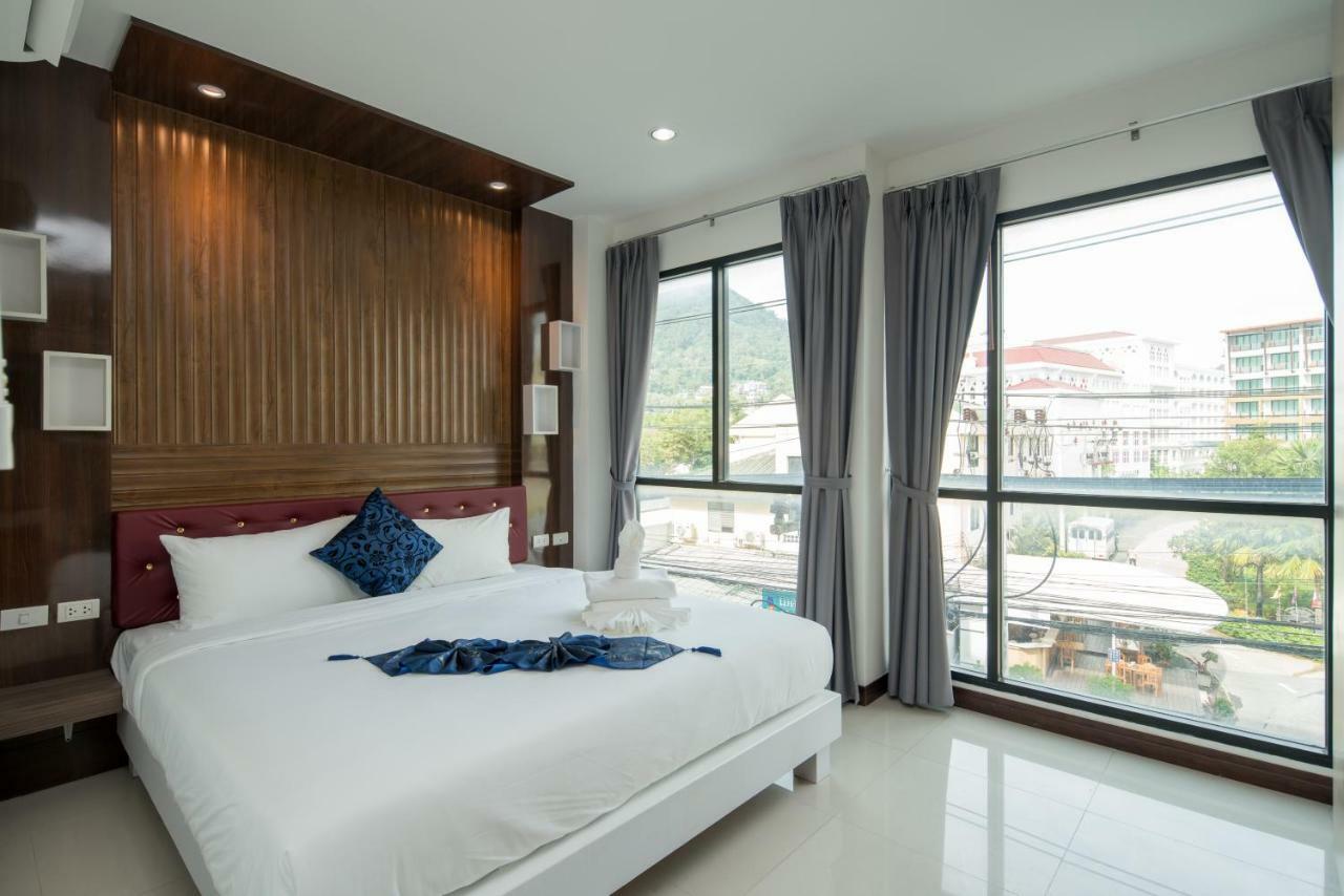 Baan Thai Beach Side Residence Patong Bagian luar foto